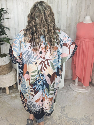 Nadia Mod Botanical Print Kimono in Navy Multi