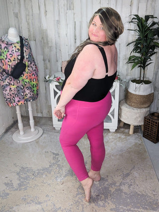 Plus Size "No Crotch Seam" Butter Leggings in Solids